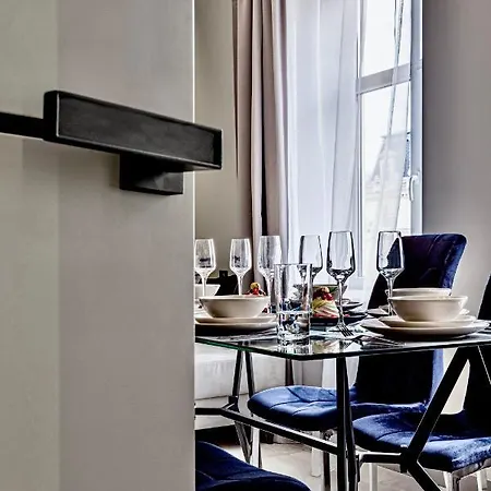 Family Boutique 1 * Lviv