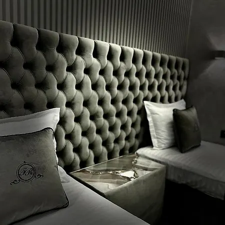 Family Boutique 1 * Lviv