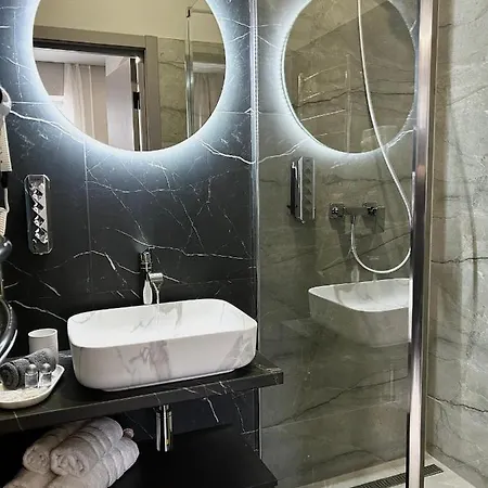 Family Boutique 1 Lejlighed