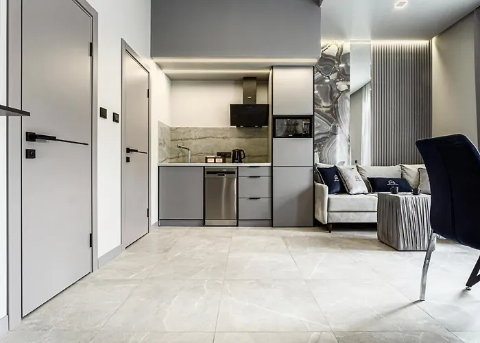 Family Boutique 1 * Lviv